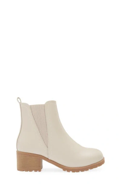 Mia Kids' Little Pratt Lug Bootie In Nude