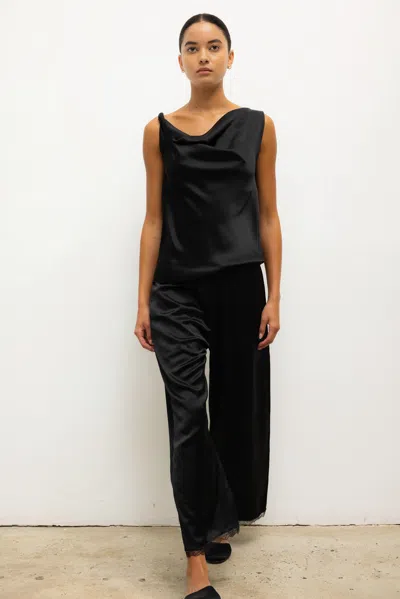 Leset Barb Shell Top In Black