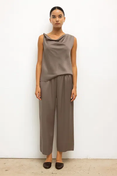 Leset Barb Shell Top In Gray