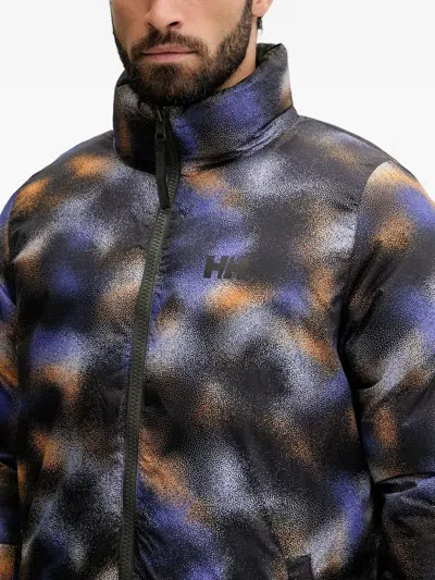 Helly Hansen Yu 23 Reversible-design Puffer Jacket In Green