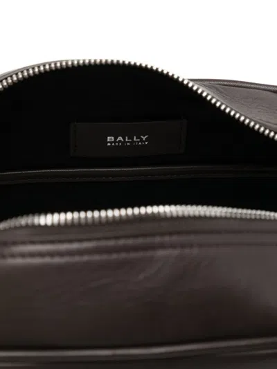 Bally Logo Leather Clutch Bag In Black
