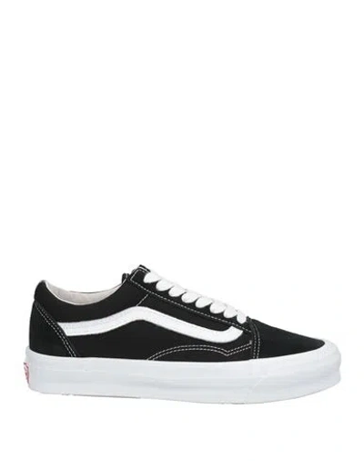 Vans Stitched Low-top Silhouette Rubber Sole Sneakers In Black
