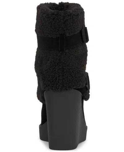 Jessica Simpson Women's Meztyn Cozy Wedge Booties In Black