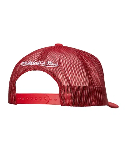 Mitchell & Ness Men's White/red Detroit Red Wings Gridlock Trucker Adjustable Hat In Red