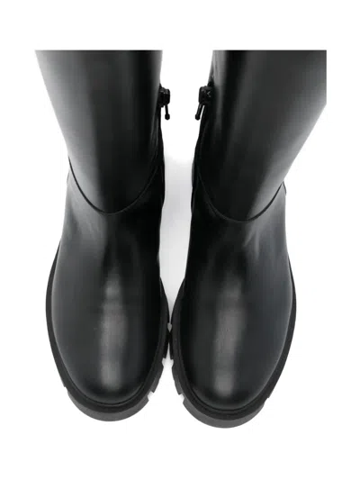 Florens Lug-sole Boots In Black