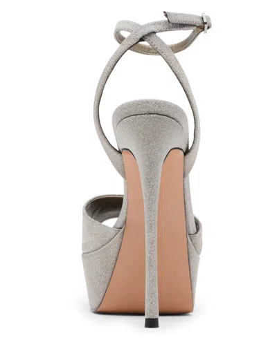 Steve Madden Jezzica Platform Peep-toe High-heel Dress Sandals In Red