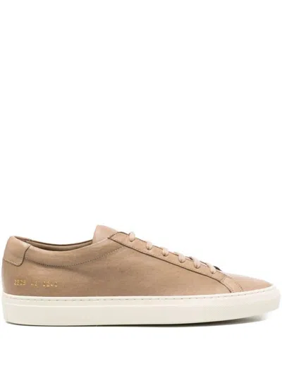 Common Projects Sneakers With Contrast Sole And Round Toe In Brown