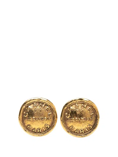 Pre-owned Chanel 20th Century Gold Plated Rue Cambon Round Clip On Earrings Costume Earrings