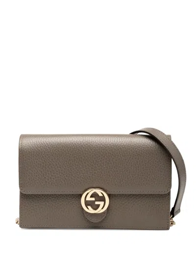 Pre-owned Gucci 2000-2015 Interlocking G Dollar Calfskin Wallet On Chain Crossbody Bag In Gray