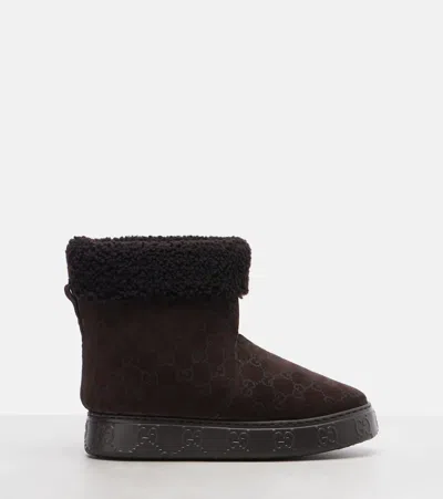 Gucci Nat Gg Shealing-trimmed Suede Snow Boots In Brown