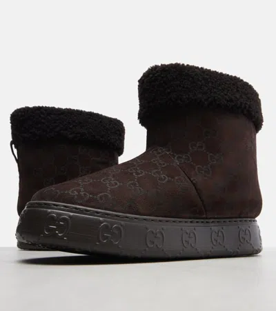 Gucci Nat Gg Shealing-trimmed Suede Snow Boots In Brown