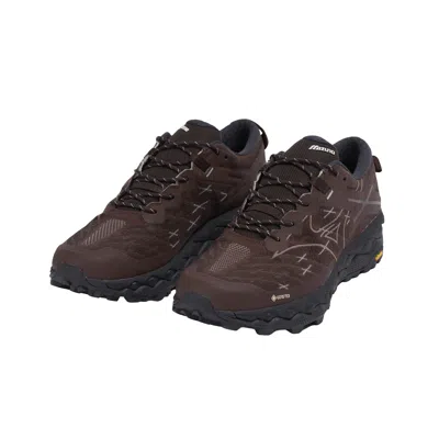 Mizuno Wave Mujin Ls Gtx - Gore-tex Trainers In Brown