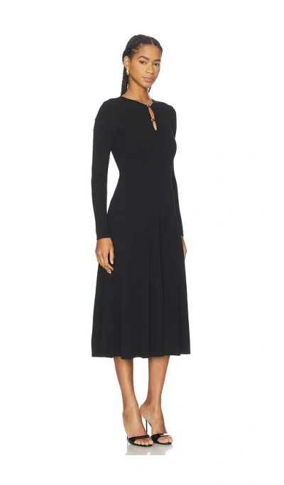 Astr Fallyn Ä¸­é•¿æ¬¾è¿žè¡£è£™ Â€“ É»‘è‰². Å°ºç � S (also Â€“ Xs, M, L, Xl). In Black