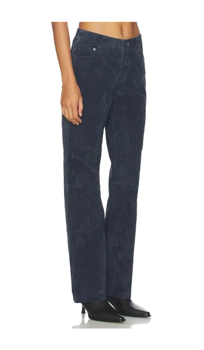 Still Here Everyday Ç›´ç­' Â€“ Æμ·å†›è“�éº‚çš®. Å°ºç � 30 (also Â€“ 23, 24, 25, 26, 27, 28, 29, 31, 32). In Blue