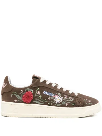 Autry Low-top Sneakers With Floral Embroidery In Rich Brown In Brown
