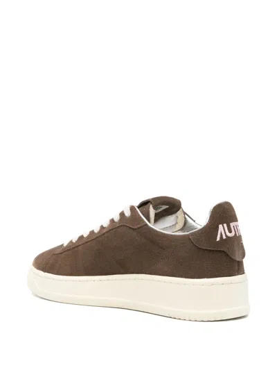 Autry Low-top Sneakers With Floral Embroidery In Rich Brown In Brown