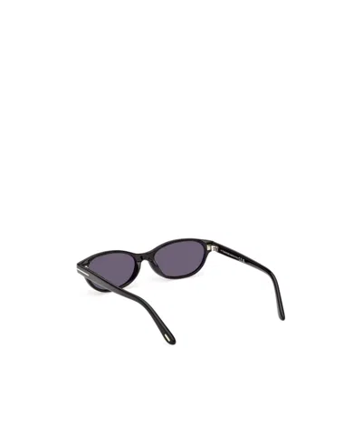 Tom Ford Eyewear Oval Frame Sunglasses In Black