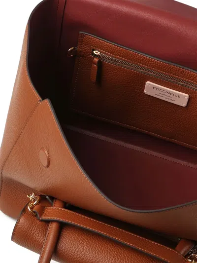 Coccinelle Double Beat Medium In Brown