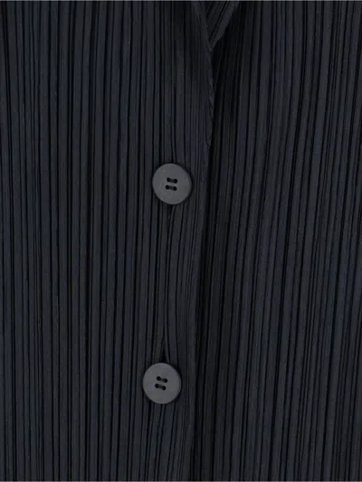 Issey Miyake Uni-form Buttoned Blazer In Black