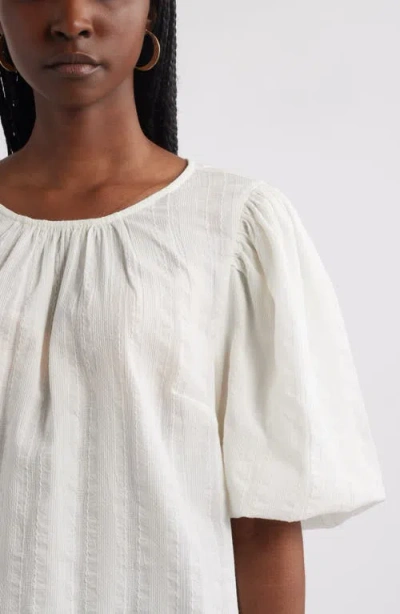 Treasure & Bond Bubble Sleeve Cotton Dobby Top In White