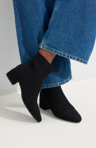 Rothys The High Classic Boot In Black/neutral In Black