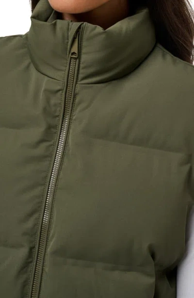 Travismathew Moontide Quilted Vest In Green