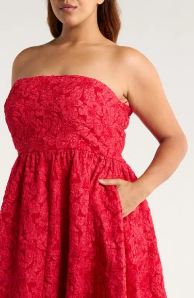 Sugarlips Arielle Floral Jacquard Strapless Maxi Dress In Burgundy