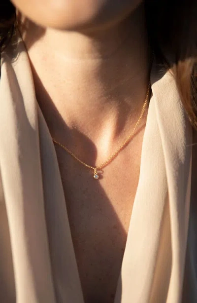 Vincero Bezel Sapphire Pendant Necklace In Gold