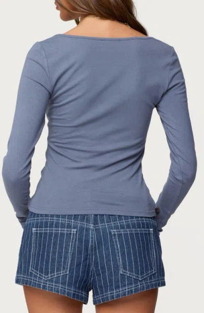 Edikted Moreen Long Sleeve V-neck T-shirt In Multi