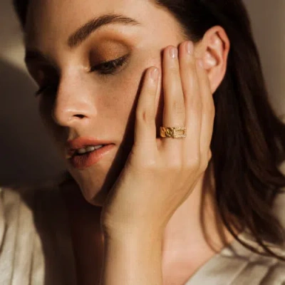 Zarux Rectangular Cuban Ring In Gold