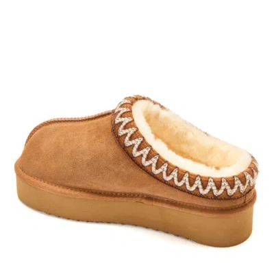 Dearfoams Fireside Queenstown Genuine Shearling Clog With Embroidery In Multi
