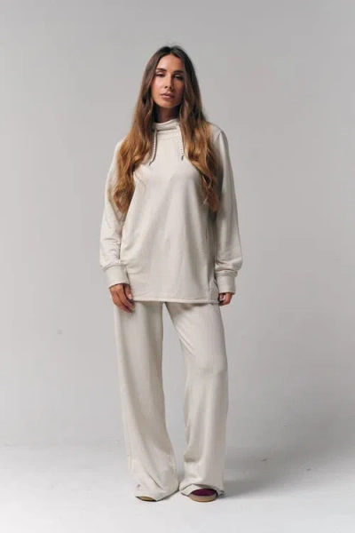 Le Fafo Mock Neck Pullover In White
