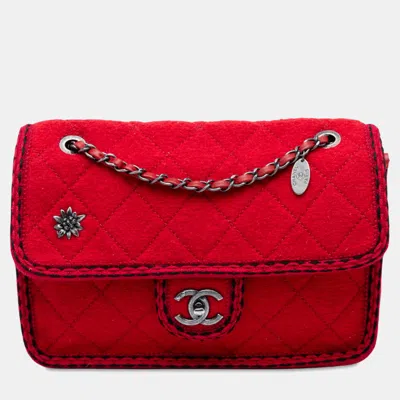 Pre-owned Chanel Red Paris-salzburg Medium Quilted Wool Edelweiss Flap