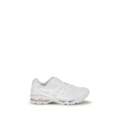 Comme Des Garçons Round-toe Sneakers In White