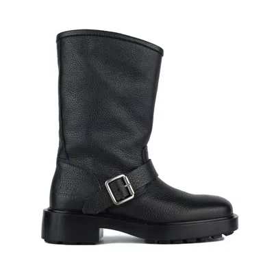 Copenhagen Black Ankle Boot With Buckle In Grained Leather In Black
