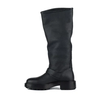 Copenhagen Black Boot With Buckle In Grained Leather In Black
