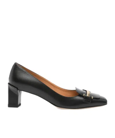 Tod's Decollete In Black