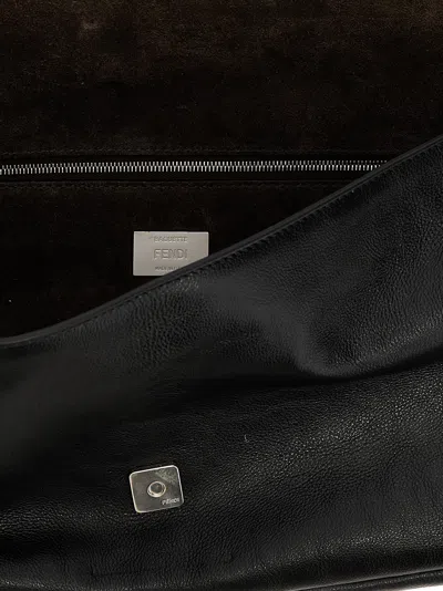 Fendi Baguette Chain Large Shoulder Bag In Black