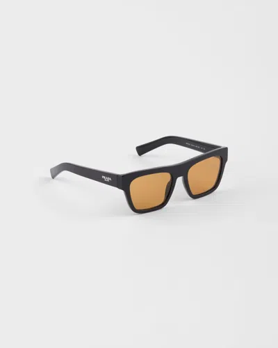 Prada Sonnenbrille Mit Eckigem Gestell In Brown