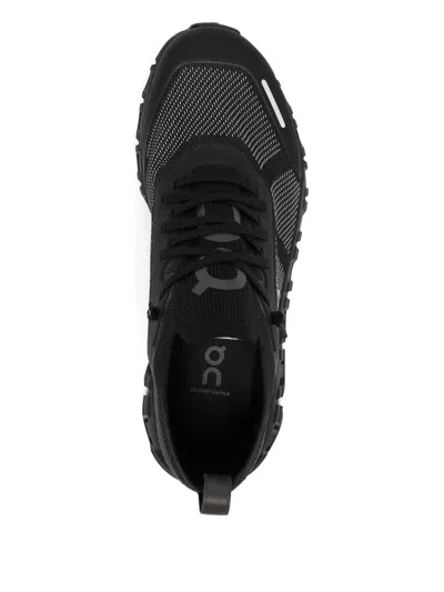 On Cloud 6 Versa Sneakers In Black