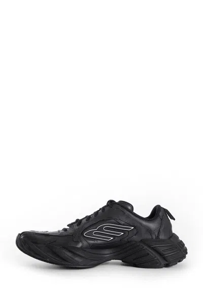 Balenciaga Monday Low-top Sneakers In Black