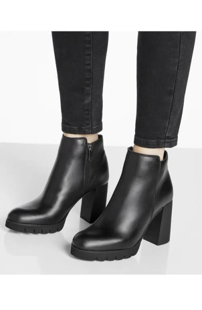 La Canadienne Maya Waterproof Bootie In Animal Print