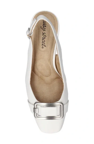 Easy Street Sway Slingback Pump In White