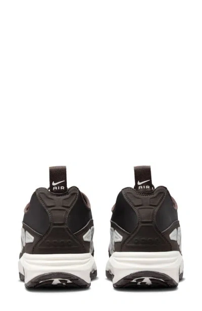 Nike Air Max Sndr Zip Trainers In Gray