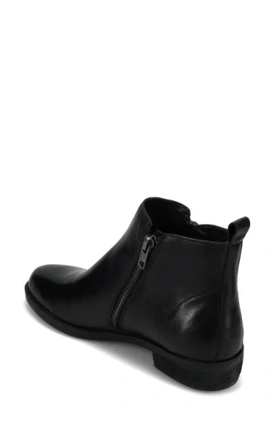 Vaneli Risy Bootie In Black