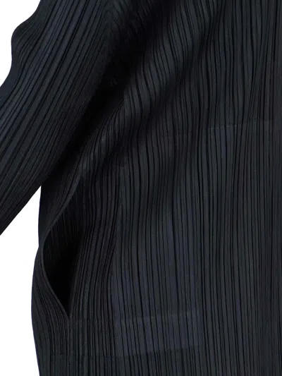 Issey Miyake Uni-form Buttoned Blazer In Black