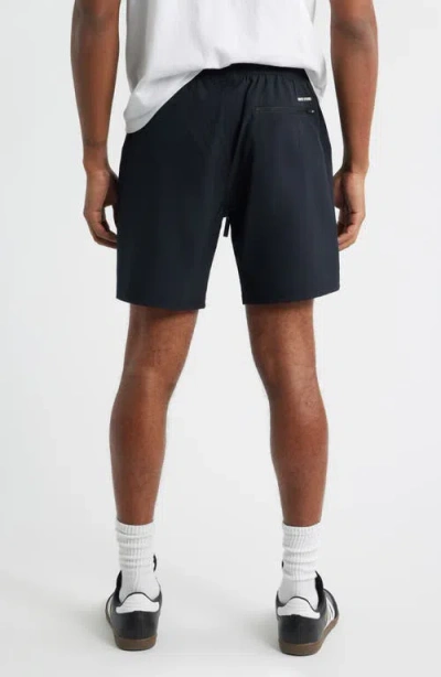 Santo Studio Tempo Tech Shorts In Black