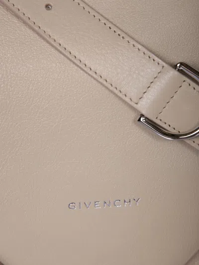 Givenchy Voyou Medium Bag In Neutral