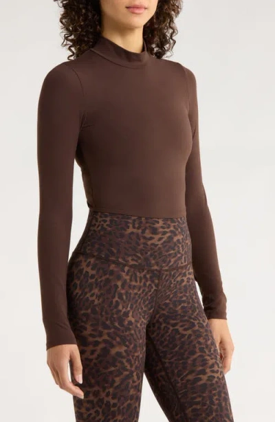 Mpg Cloud Open Back Crop Top In Brown