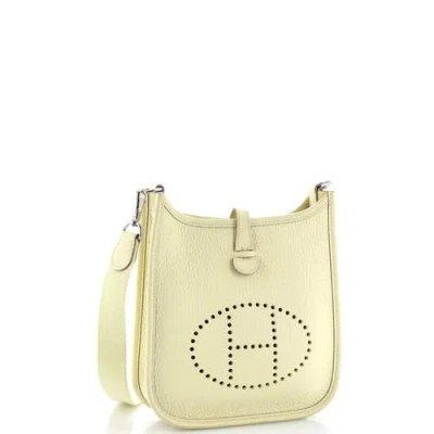 Pre-owned Hermes  Hermes Evelyne Bag Gen Iii Clemence Tpm In White